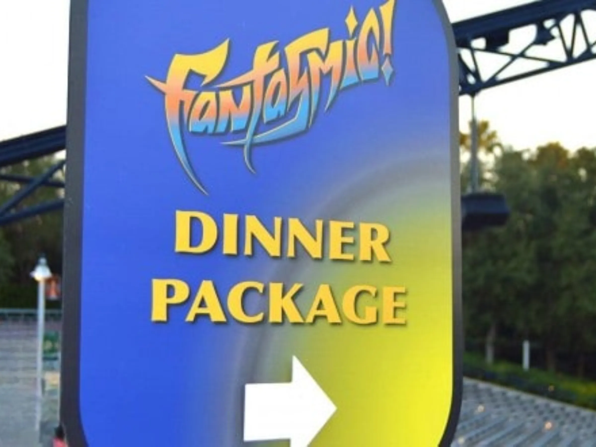 Fantasmic Dining Package